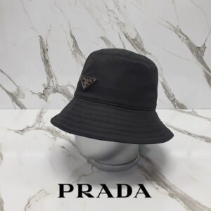 프라다 삼각로고 버킷햇