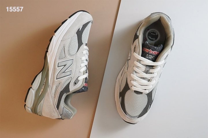 뉴발란스 990V3 메이드 인 USA 문빔 그레이