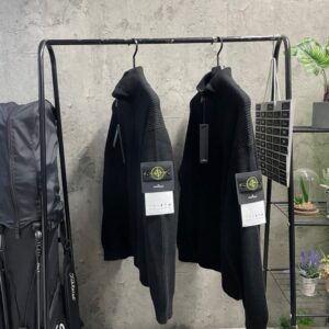 스톤아일랜드 하프 집업니트