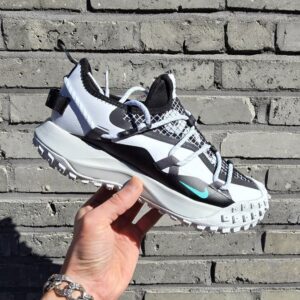 나이키 ACG 마운틴플라이 로우