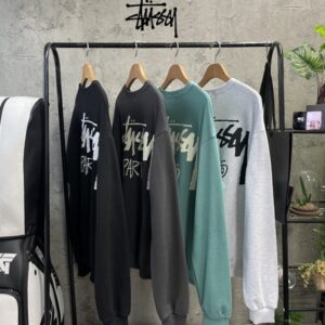 스투시 파리스 맨투맨