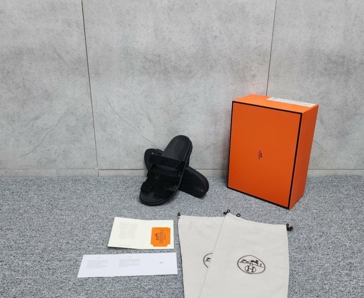 에르메스 24SS 시프레 남성샌들