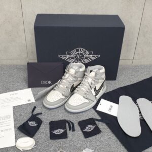 나이키 조던1하이 X 디올 퍼펙트 버전 (설명 참조)
