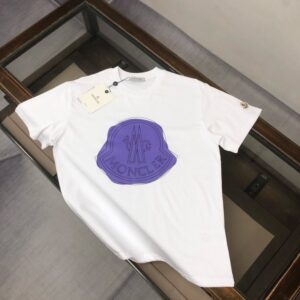 몽클레어 와펜로고 티셔츠