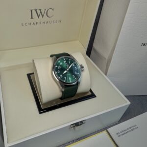 iwc 빅 파일럿 워치 43mm 레이싱그린