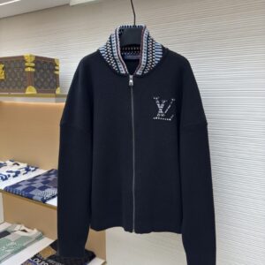 루이비통 2025 fw 자수로고 숄 니트 집업
