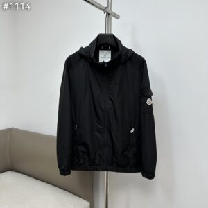 몽클레어 ETIACHE 에티아슈 후드 레인 자켓
