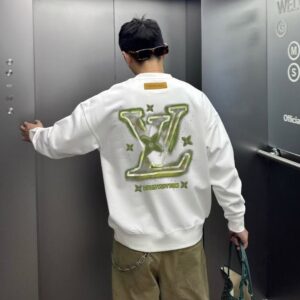 루이비통 네온로고 맨투맨
