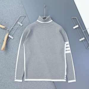 톰브라운 밀라노 4바 클래식 울 터틀넥 스웨터