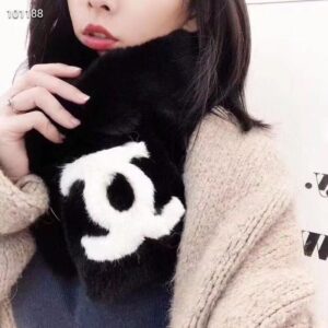 샤넬 리얼 래빗 퍼머플러 풀구성