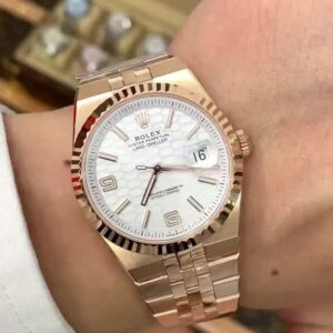 로렉스 랜드 드웰러 40mm 로즈골드