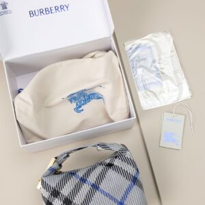 버버리 [BURBERRY] 수입프리미엄급 미니 페그 더플 백