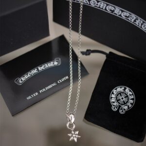 크롬하츠 [Chrome Hearts] 크롬하츠 스타 참 팬던트 목걸이