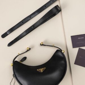 프라다 [PRADA] 수입프리미엄급 프라다 아르케 가죽 숄더백