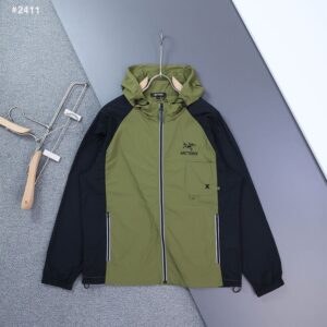 아크테릭스 윈드쉘 바람막이 자켓