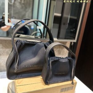 알렉산더왕 라이언백