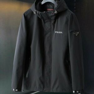 프라다(prada) 남성용 바람막이