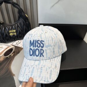 디올 시그니처 Miss 물감 모자
