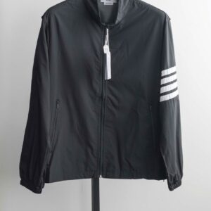 톰브라운 [Thom Browne] 수입고급 샤이니 립스탑 래글런 4-바 트랙 재킷