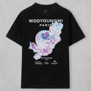 우영미 3D 코랄 그래픽 백로고 숏 슬리브 티셔츠