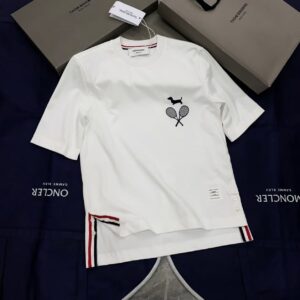 톰 브라운-THOM BROWNE 여성용 크루넥 반팔 티셔츠 -0038