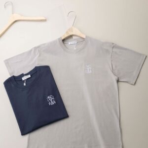 브루넬로쿠치넬리 [Brunello Cucinelli] 남성 자수 로고 라운드 숏슬리브 티셔츠