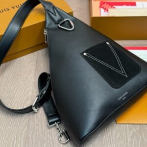 루이비통 M27060 델타 (Delta) 슬링백 ㅡ해외버젼