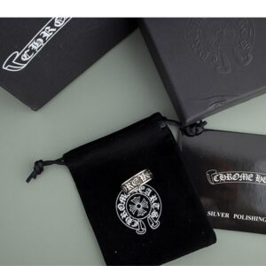 크롬하츠 [Chrome Hearts] 크롬하츠 오픈 레터링 반지