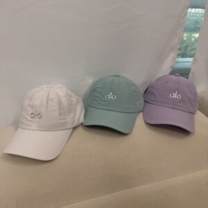 알로 나일론 볼캡 입고