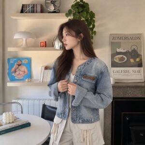 미우미우 패치 데님 자켓