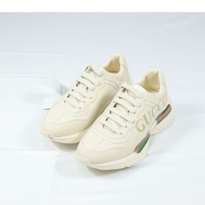 구찌 [GUCCI] 라이톤 레더 스니커즈 띠 로고