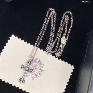 크롬하츠 클래식 CH 크로스 목걸이