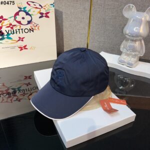 로로피아나 자수로고 볼캡