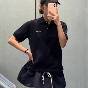미우미우 수입고급 로고 울 카라 니트