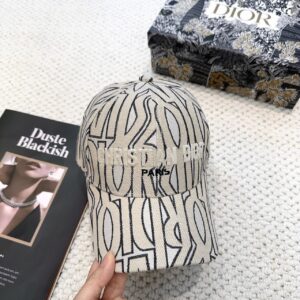 디올 시그니처 Miss 패턴 모자  화이트