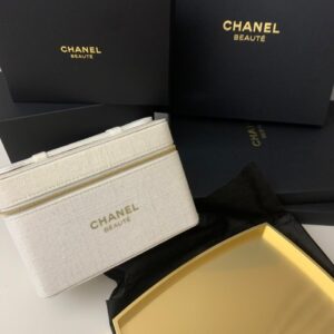 샤넬  vip증정용 메이크업 케이스